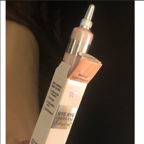 It cosmetics “bye-bye under eye illumination” NIB - Picture 6 of 8